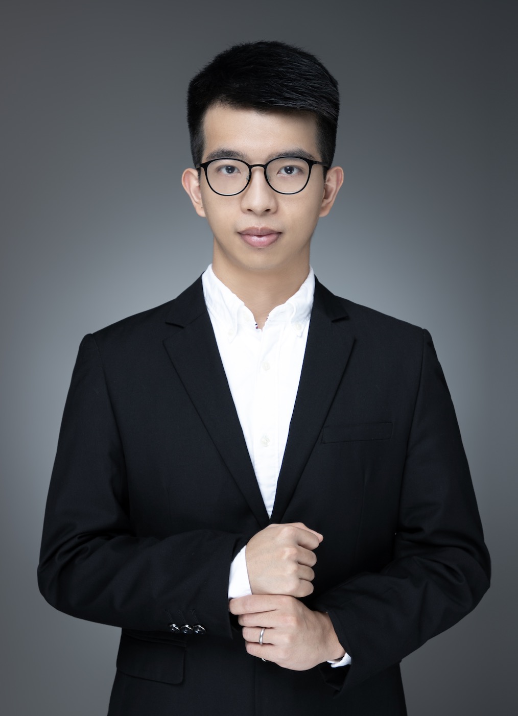 Dong (Adam) Liu, 劉東